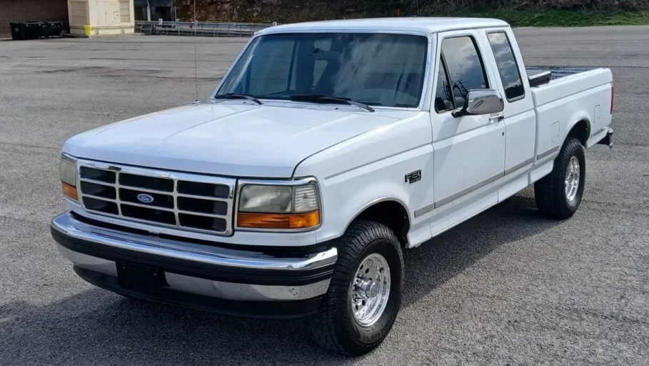 Image for 1993 Ford F-150 XLT SuperCab 5.8L 4×4