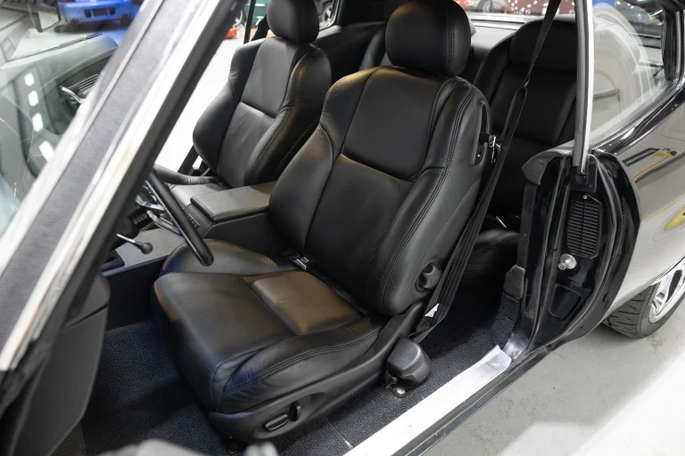 Vehicle image 310