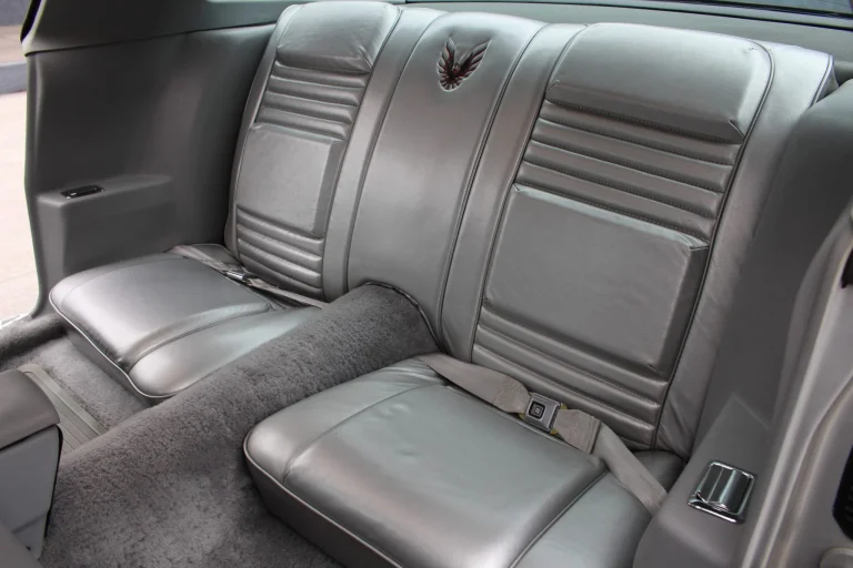 Vehicle image 583